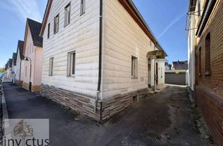 Doppelhaushälfte kaufen in 74080 Böckingen, Sanierungsbedürftige Doppelhaushälfte in Heilbronn-Böckingen – Ihr Projekt mit großem Entwicklungssp