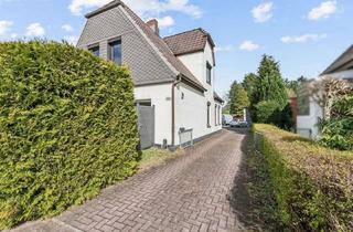 Haus kaufen in 24537 Gartenstadt, Charmanter Altbau mit 4 Garagen und massivem Nebengebäude in Neumünster-Gartenstadt