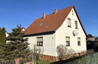 Einfamilienhaus kaufen in 01594 Stauchitz, Ankommen & Wohlfühlen: Großzügiges Einfamilienhaus mit großzügigem Garten, Balkon u.v.m....
