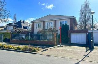 Haus mieten in 40667 Meerbusch, Exklusive Villa auf einem sonnigen Grundstück ! Perfekt für Familien ! In Alt-Meererbusch !