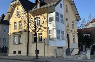 Anlageobjekt in 86154 Augsburg, 3-Parteien Mehrfamilienhaus in Augsburg-Kriegshaber