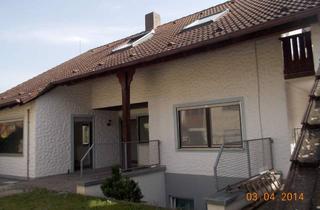 Wohnung mieten in Karl-Hauptmannl-Straße 13, 90765 Stadeln, Geräumige 3,5-Zimmer Wohnung mit Balkon in Fürth (Stadeln / Herboldshof / Mannhof)