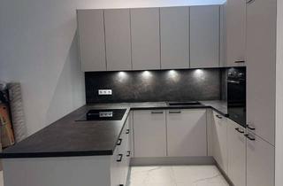 Wohnung mieten in 65795 Hattersheim, Moderne 2-Zimmer-Wohnung mit Einbauküche & Stellplatz in Hattersheim am Main/Okriftel