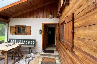 Haus kaufen in 83700 Rottach-Egern, WOHNTRÄUME REALISIEREN. Grundstück mit Altbestand - Sanierung/Aufstockung/Neubau - Rottach, Trinis