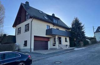 Haus kaufen in Schraderweg, 08209 Auerbach, wohnen im Zweifamilienhaus