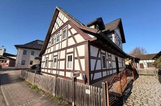 Einfamilienhaus kaufen in 96450 Coburg, Coburg - Individuelles Einfamilienhaus mit Nebengebäude in Weitramsdorf