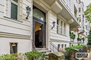 Wohnung kaufen in Straße 70, 14193 Berlin, Berlin - Vermietete Dachgeschosswohnung mit Balkon & Aufzug - herrschaftlicher Altbau in Grunewald