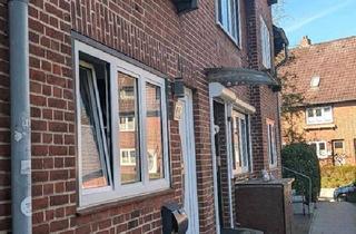 Reihenhaus kaufen in 24114 Kiel, Kiel - Reihenhaus Kiel - provisionsfrei - Top Preis - Potenzial - Garten
