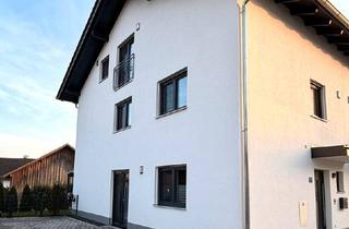 Haus kaufen in 84137 Vilsbiburg, Vilsbiburg - Modernes KfW 55 Reiheneckhaus in Vilsbiburg