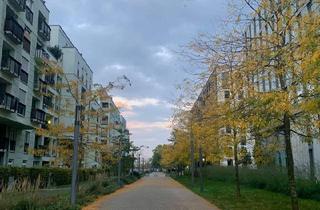 Wohnung kaufen in 80809 München, München - 4 Zimmer Etagenwohnung