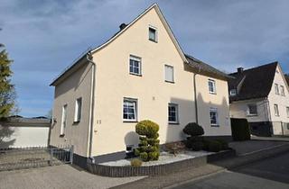 Einfamilienhaus kaufen in 35708 Haiger, Haiger - Großzügiges Zweifamilienhaus in ruhiger,zentraler Lage von Haiger