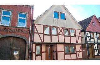 Haus kaufen in 37139 Adelebsen, Adelebsen - Wohn- und Geschäftshaus im alten Ortskern von Adelebsen