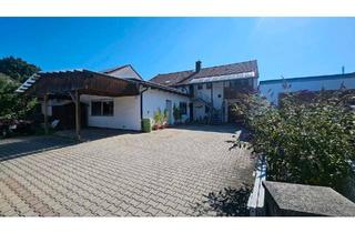 Haus kaufen in 84478 Waldkraiburg, Waldkraiburg - Zweifamilienhaus mit Garage und Carport