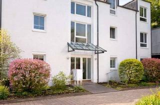 Wohnung kaufen in 01454 Radeberg, Attraktive Kapitalanlage: Vermietete 2-Zimmer-Wohnung mit Terrasse, Tiefgarage und EBK!