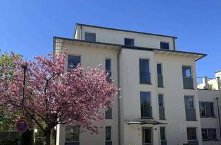 Wohnung kaufen in Pater-Augustin-Rösch-Str., 82049 Pullach, Großzügige 4-Zimmer-Wohnung mit Balkon und Loggia in Südausrichtung!