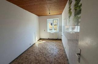 Wohnung kaufen in 87437 Kempten, 3-Zimmer-Wohnung mit Balkon und Gestaltungspotenzial