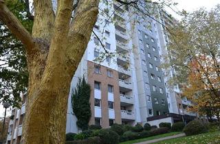 Wohnung mieten in Schliemannstr. 44 a, 40699 Erkrath, Große 3 Zimmer-Wohnung - mit herrlichem Sonnenbalkon und Blick über ganz Düsseldorf!