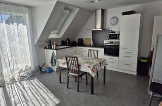Wohnung mieten in Kölner Str. 64, 53840 Troisdorf, Helle 4-Zimmer Maisonette-Wohnung im 3. und 4. OG mit Balkon in Troisdorf-Mitte