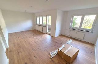 Wohnung mieten in Fontanestraße 6c, 15344 Strausberg, Sonnige 4-Zimmerwohnung in zentraler Lage - Terrasse - Dusch- und Wannenbad - Garten - Pkw-Garage