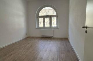 Wohnung mieten in Pirnaer Str., 01816 Bad Gottleuba, *sonnige 4-R-Whg mit Balkon*