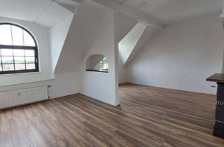 Wohnung mieten in Alleestraße 108, 46049 Alstaden-West, Ansprechende Dachgeschosswohnung in Oberhausen Alstaden