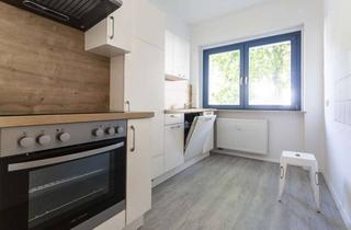 Wohnung mieten in Porse-Privatweg, 39104 Buckau, Erstbezug nach Renovierung! Helle 3-Raumwohnung mit Balkon und Einbauküche I Stellplatz mögl.