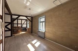 Wohnung mieten in Kreuznacher Straße, 55442 Stromberg, Stilvoll sanierter Altbau mit modernen Highlights und hochwertiger Einbauküche!