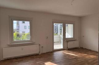Wohnung mieten in Havelländer Ring 33, 12629 Hellersdorf, Behindertengerechte Wohnung mit Terrasse und Duschbad - max. 2 Personen!