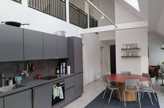 Wohnung mieten in Geibelstraße, 10961 Kreuzberg, WG-Zimmer im DG mit sonnigem Balkon in Kreuzberg