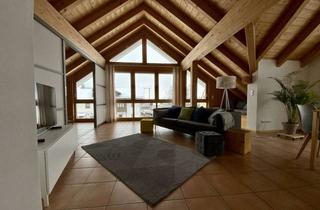 Wohnung mieten in 82377 Penzberg, Zwischenmiete April bis Juni - möblierte 2,5-Zimmer-DG-Wohnung mit Balkon und Bergblick