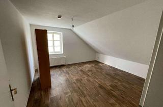 Wohnung mieten in Hauptstraße 214, 26689 Apen, Wohnung zur Miete in zentraler Lage // 4Zimmer, Küche, Bad