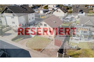Haus kaufen in 78259 Mühlhausen-Ehingen, Ein- oder Zweifamilienhaus mit großem Grundstück & sonnigem Wintergarten