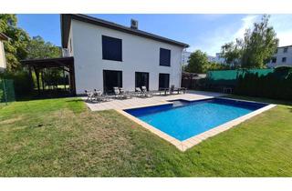 Villa kaufen in Charlottenstraße 20, 12557 Köpenick, Moderne Stadtvilla mit Pool in ruhiger Lage mit Garage mitten in Köpenick