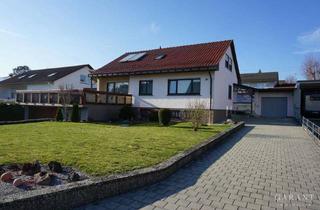 Haus kaufen in 72184 Eutingen, Familienfreundliches Zweifamilienhaus in Eutingen-Weitingen