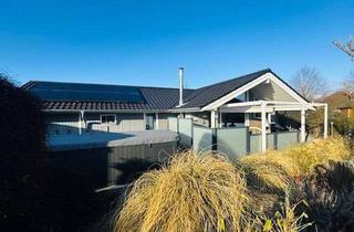 Einfamilienhaus kaufen in 23758 Wangels, Ruhiges Wohlfühlhaus nahe Ostsee, mit Pool, PV und Gartenidylle