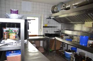 Mehrfamilienhaus kaufen in 94116 Hutthurm, Vielseitig verwendbares, großes Mehrfamilienhaus