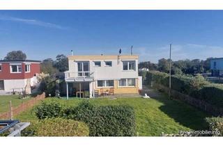 Haus kaufen in 23769 Fehmarn, Fehmarn-Westerbergen. Ferienhaus in sehr beliebter Feriensiedlung/Wohnlage. 100 m bis zum Wasser.