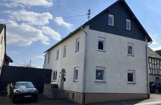 Haus kaufen in 56869 Mastershausen, Zweifamilienhaus mit Potenzial für Vermietung und Ferienwohnungen