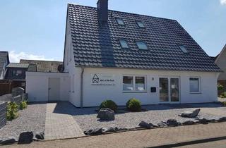 Einfamilienhaus kaufen in 25761 Büsum, Traumlage in Büsum – Einfamilienhaus mit 2 Wohneinheiten nur wenige Minuten zur Familienlagune