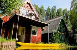 Haus kaufen in 19399 Goldberg, Reetgedecktes Bootshaus an der Mildenitz in Goldberg