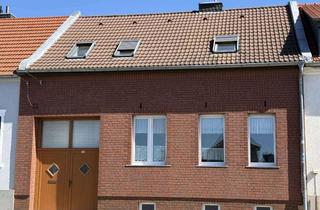 Haus kaufen in 06385 Aken, Charmantes Wohnhaus in Aken an der Elbe