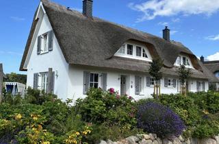 Haus kaufen in De Poeler Drift 79, 23968 Zierow, Reetdach-Ferienhaus, nur 800 Meter von der Ostsee