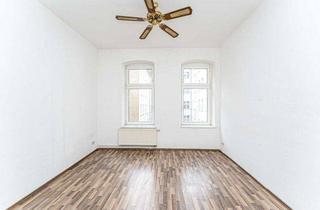 Wohnung kaufen in Mühsamstraße 68, 10249 Berlin, Bezugsfreie 2-Zimmer-Wohnung im ruhigen Hinterhaus