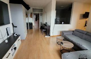 Wohnung kaufen in 46562 Voerde, Sonnendurchflutete 1-Zimmer Wohnung mit Balkon zentral in Voerde für Singles oder als Kapitalanlage