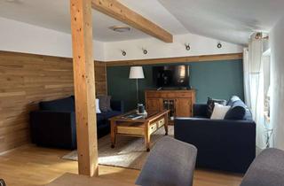 Wohnung kaufen in 83242 Reit im Winkl, Charmante 2-Zimmer-Dachgeschosswohnung mit Balkon und Bergblick