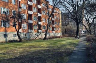 Wohnung kaufen in 13627 Charlottenburg, Helle 1-Zimmer-Wohnung mit Balkon in Charlottenburg