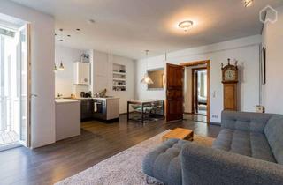 Wohnung kaufen in Kreutzigerstraße, 10247 Friedrichshain, Großzügige 3-Zimmer Wohnung im 3. OG mit Balkon in Friedrichshain