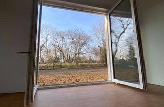 Wohnung mieten in 15370 Petershagen, 4,5 Zimmer-Wohnung mit ca. 350 m² eigenen Garten