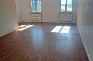 Wohnung mieten in Chemnitzer Straße 28 a, 08371 Glauchau, sonnige 2-Raum Wohnung mit Balkon im Dachgeschoss