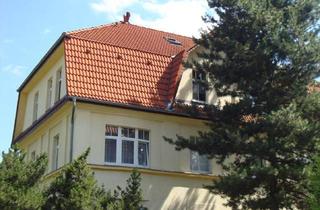 Wohnung mieten in 08062 Niederplanitz, Charmante 3 Zimmer - Altbau mit Wintergarten in Nied.-Planitz